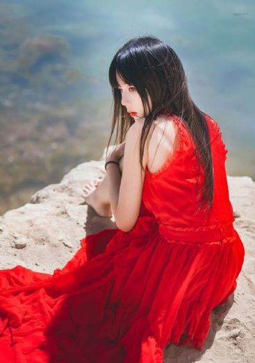 红头发的无职转生女孩